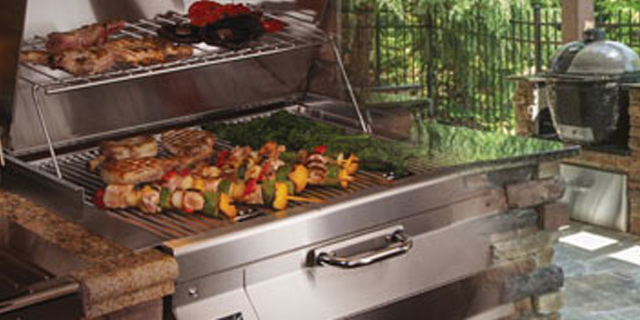 6-reasons-why-you-should-build-an-outdoor-kitchen-image-1