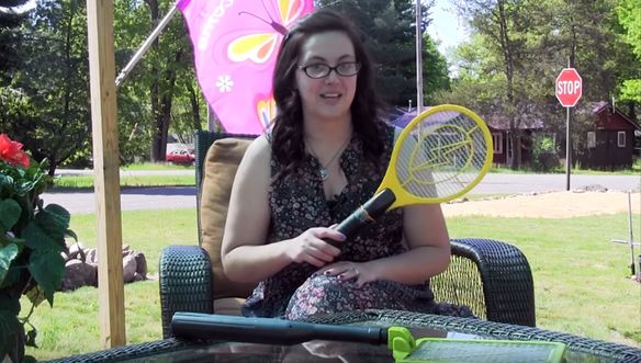 Maintaining your Mosquito Trap with a Handheld Insect Zapper