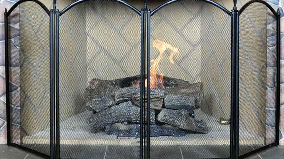 Choosing The Right Fireplace Screen For Your Fireplace